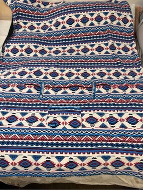 Kavu Hibernator Aztec Blanket/Poncho